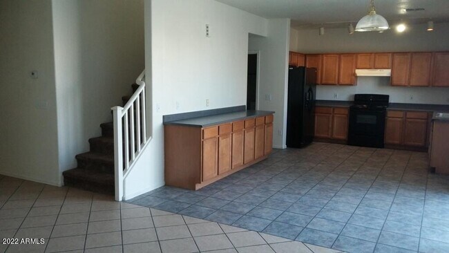 Building Photo - 10378 W Monte Vista Rd