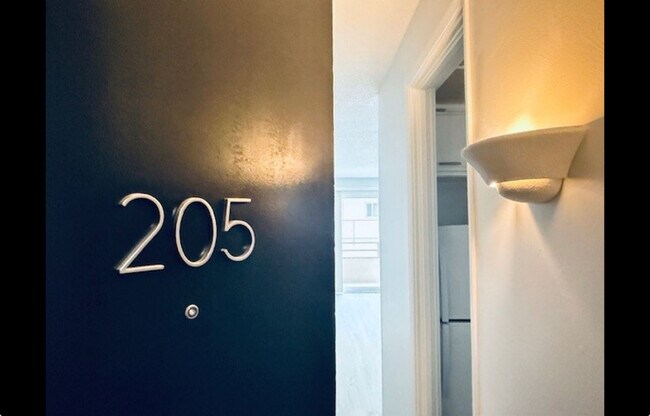 Foto del edificio - 2300 Front St