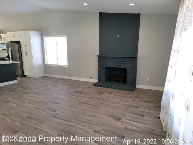 Foto del edificio - 4 br, 2 bath House - 120 Tamarack Dr.