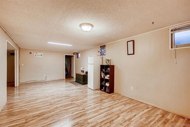 Building Photo - 6701 S Albion Way