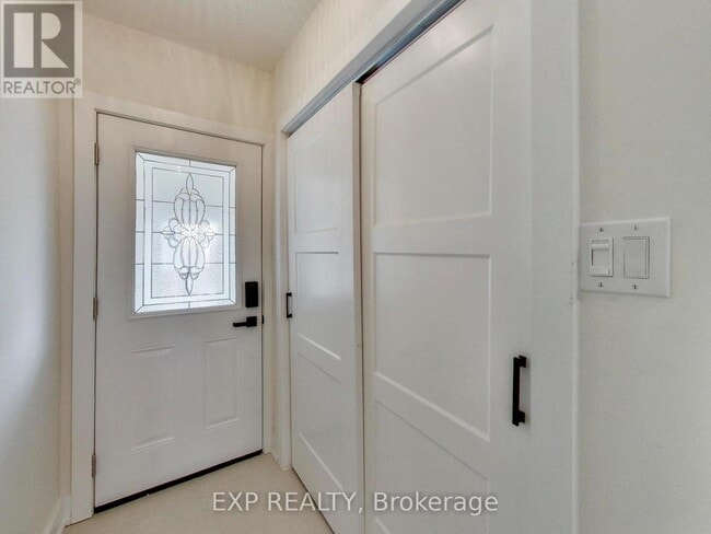 Building Photo - 37 Gilbert Ave