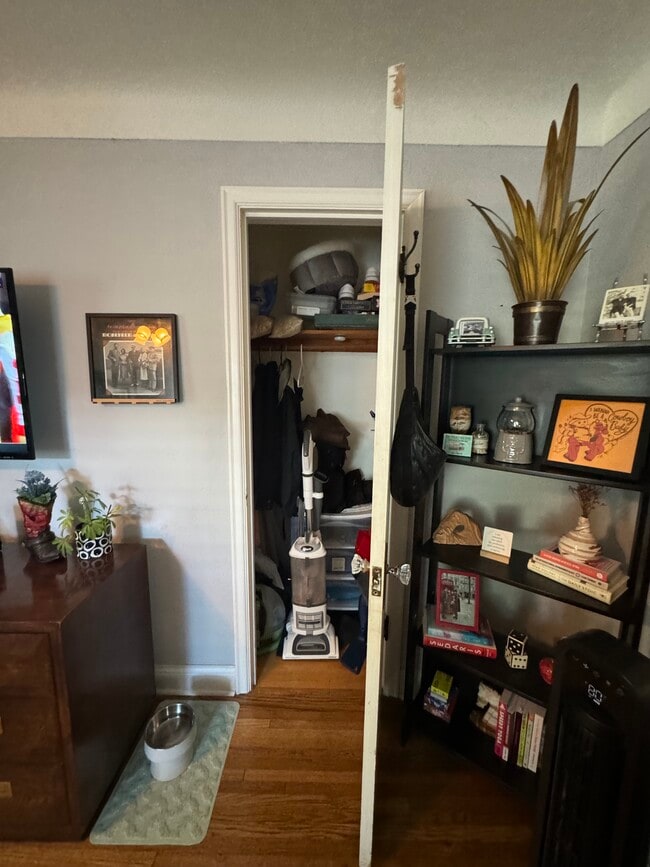 2526 Johnson St NE Unit 2526, Minneapolis, MN 55418 Apartments in