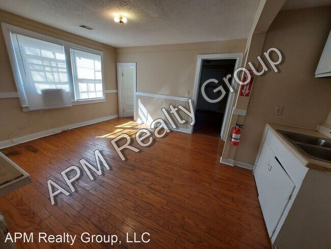 Building Photo - 3 br, 2 bath House - 1221 King Street
