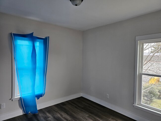 Foto del edificio - 2042 Bailey Ave