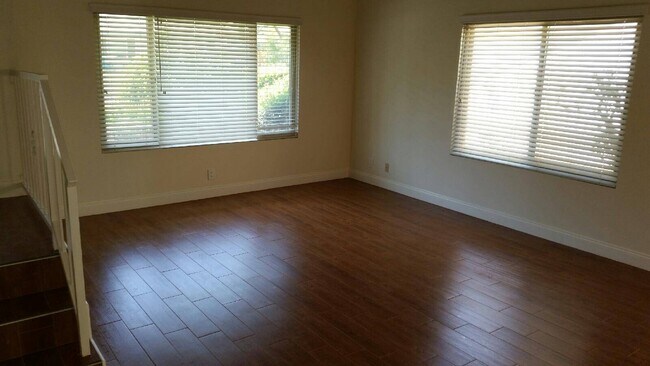 Building Photo - 3105 Apache Cir