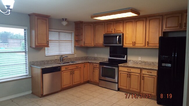 Foto del edificio - 126 Hillcrest Dr