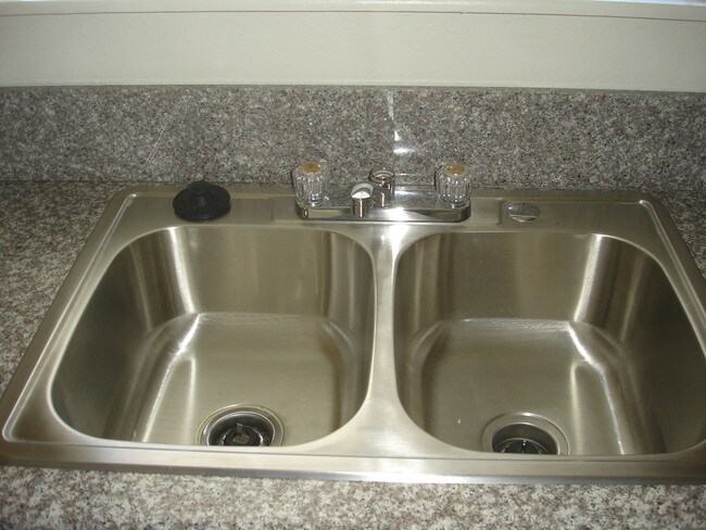 Foto del edificio - 1448 W Stoneridge Ct