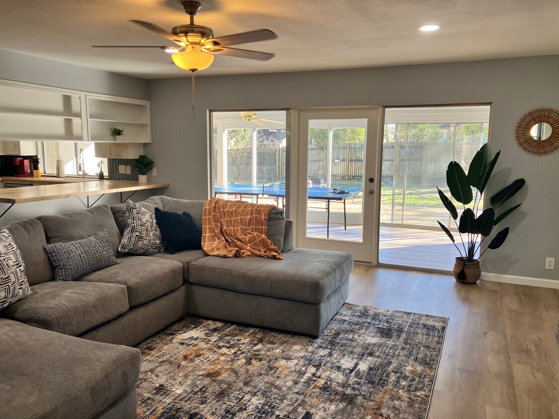 211 Shelmar Dr, Euless, TX 76039 House Rental in Euless, TX