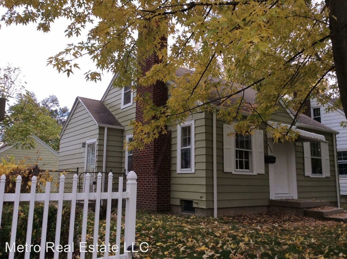4125 Warsaw St, Fort Wayne, IN 46806 House Rental in Fort Wayne, IN