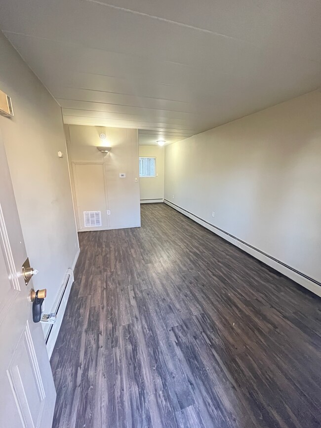 Foto del edificio - 800 W Church St