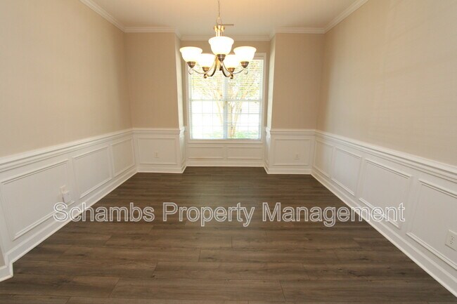 Foto del edificio - 5233 Stone Station Dr