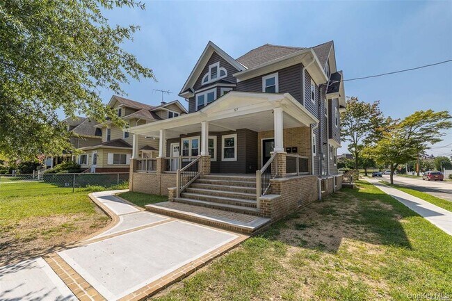 Foto del edificio - 57 Earle Ave