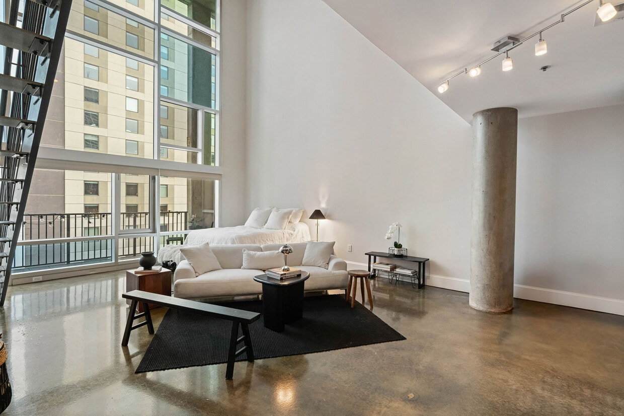 Photo - 845 Spring St NW (Atlanta, GA)