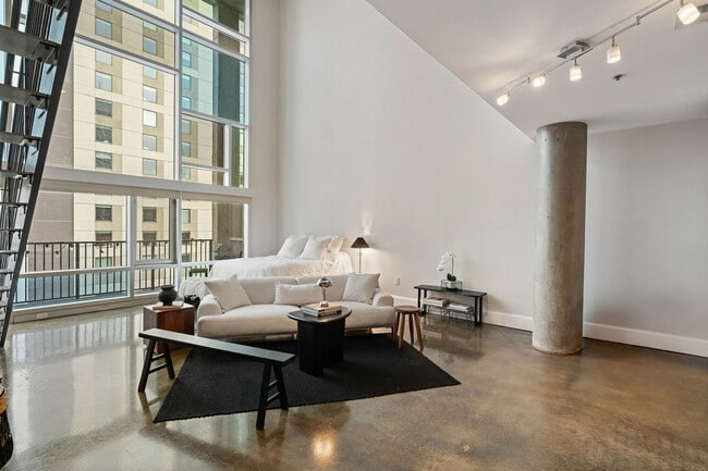 Photo - 845 Spring St NW Apartment