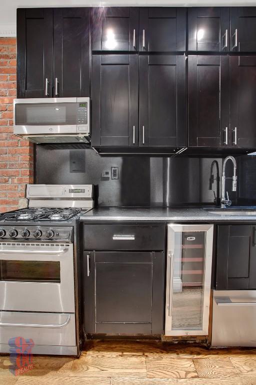 Photo - 436 W 52nd St Apartment