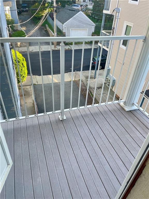 122 Paradis Ave Unit 3R, Woonsocket, RI 02895 Room for Rent in