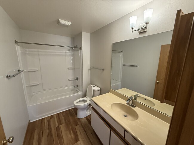 Foto del edificio - 4619 1st Ave SW