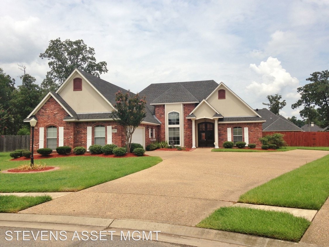 Primary Photo - 2312 Fernbrook Cir