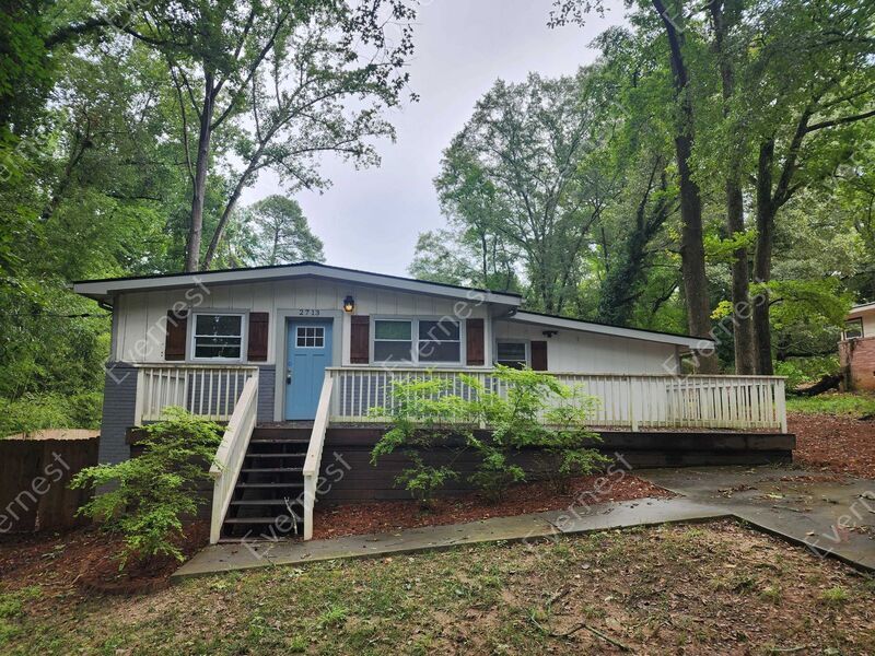 Primary Photo - 2713 Glenvalley Dr