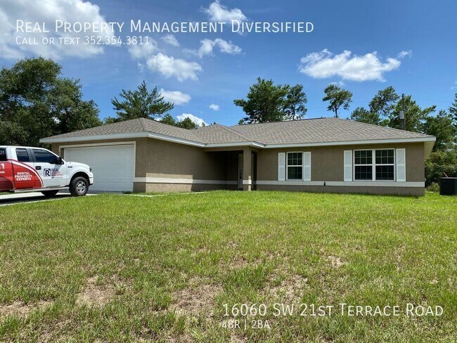 Building Photo - Marion Oaks - Welcome Home