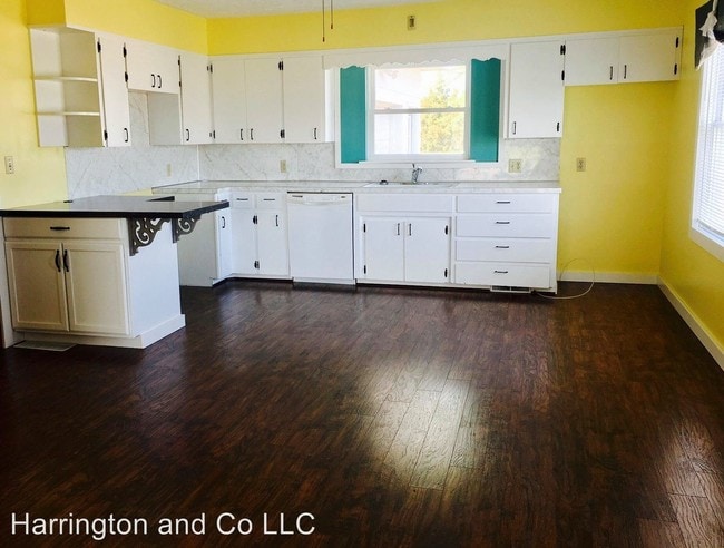 Building Photo - 4 br, 1.5 bath House - 13624 NW 24th St