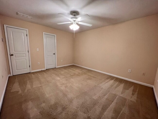 Building Photo - PRE-LEASING FOR AUGUST 10 2026! WOODLANDS OF ATHENS