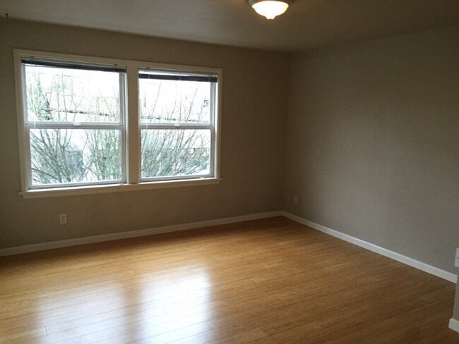 Foto del edificio - 6410 Phinney Ave N