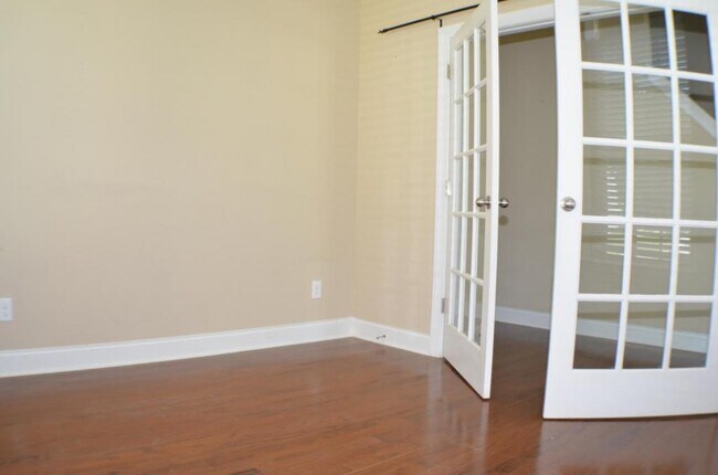 Foto del edificio - 829 Fulworth Ave