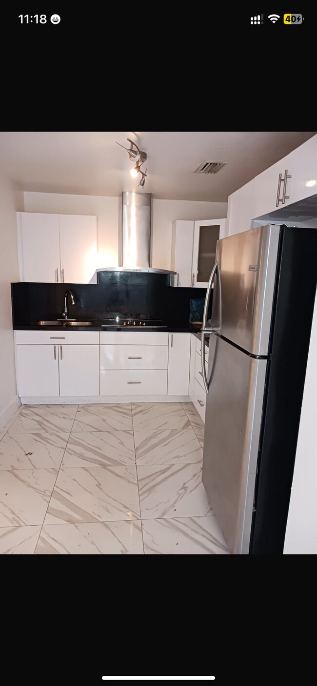 Foto del edificio - 13895 NW 5th Ct
