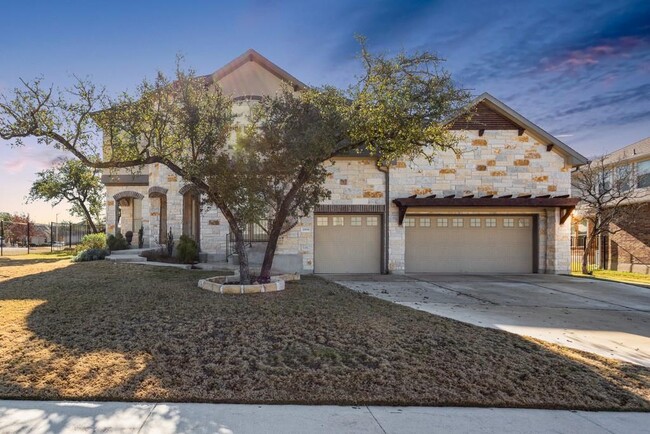 Building Photo - 1906 Floresta Dr