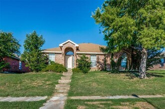 Building Photo - 117 S Rolling Meadow Dr
