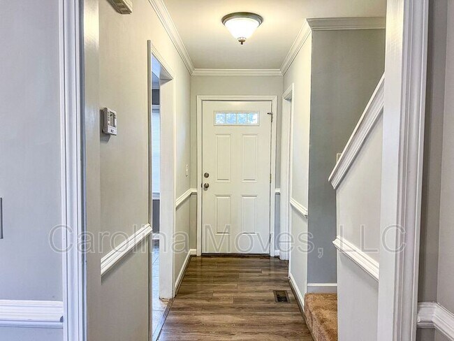 Building Photo - 3210 Bethel Rd