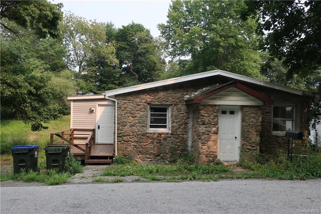 216 Valley Ave, Walden, NY 12586 House Rental in Walden, NY