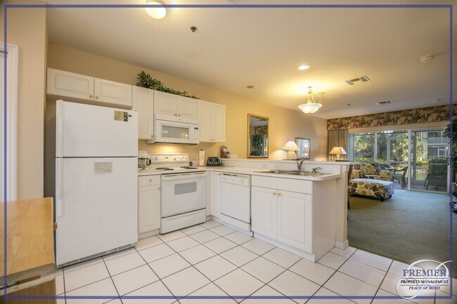 Building Photo - ** SHORT TERM ** - FULLY FURNISHED - GREENLINKS - LELY RESORT