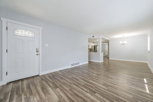 Foto del edificio - 1280 Wheeling St