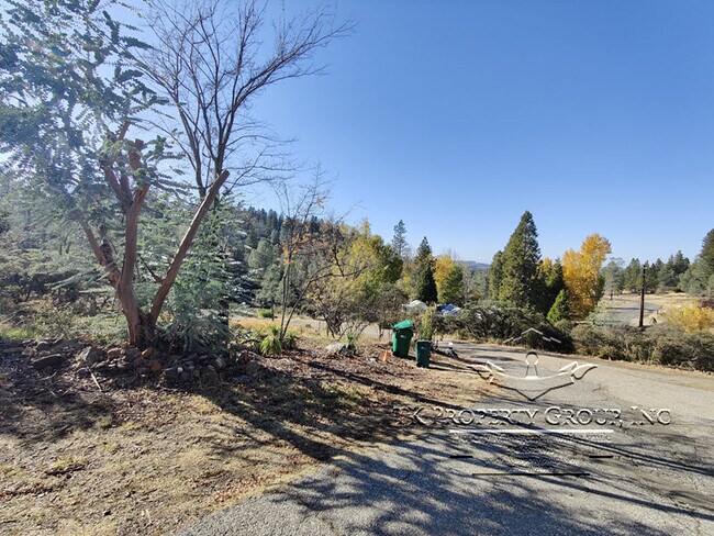 Building Photo - 1143 Slate Creek Rd