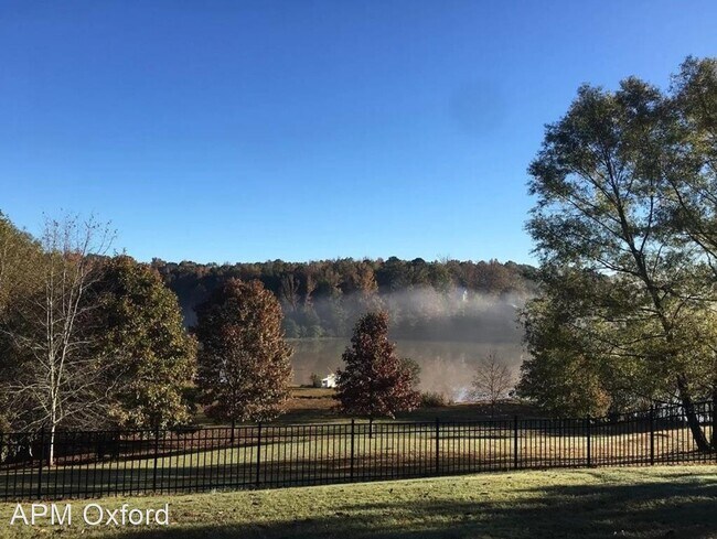 Foto del edificio - 3 br, 2 bath House - 514 Rock Springs Dr.