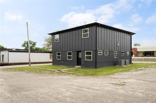 Building Photo - 2815 Wesley St