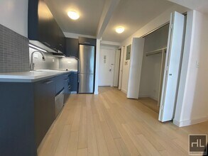 Building Photo - East 39th Street