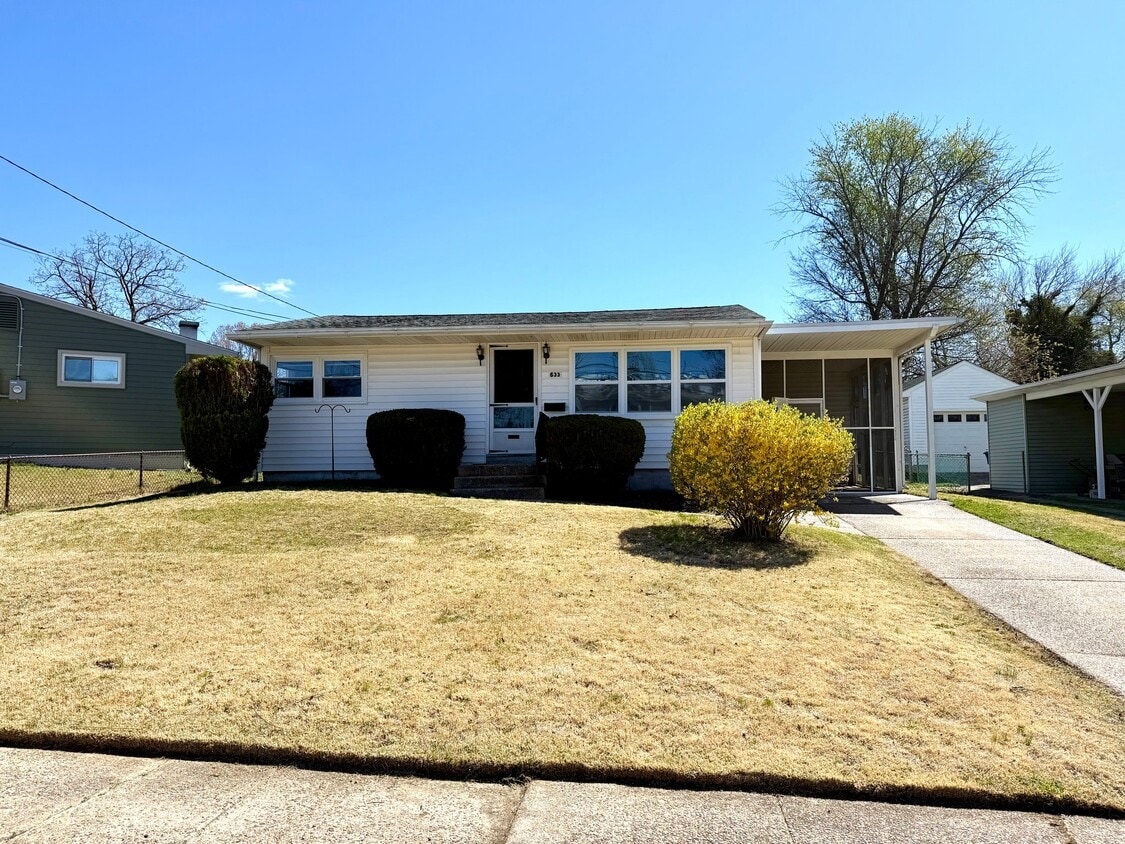 Photo - 633 Windsor Ave (Maple Shade, NJ)