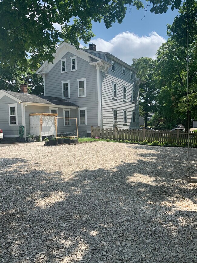 Building Photo - 75 Greenwood Ave