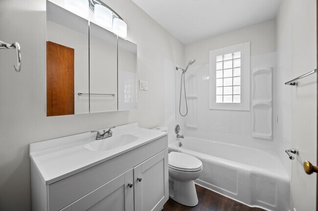 Foto del edificio - Nice One Story Home by Bayfront Connector ...