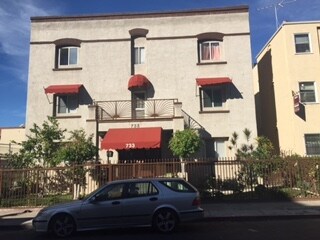 Primary Photo - 733 S Coronado St