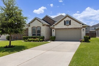 Building Photo - 423 Terra Vis Cir