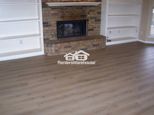 Building Photo - 1006 Cassion Dr
