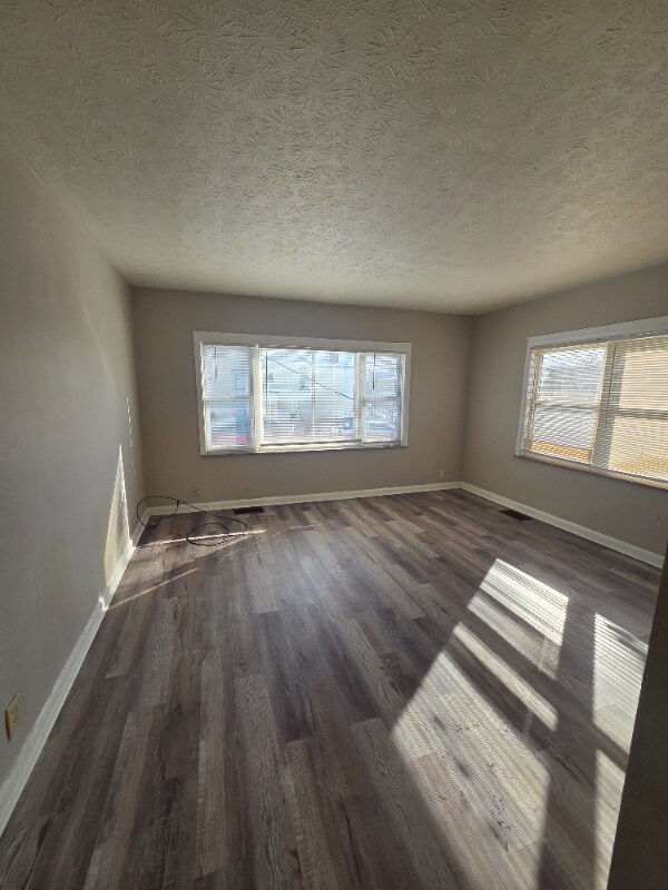 Foto del edificio - 2257 Benninghofen Ave