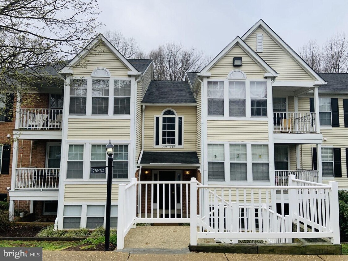 738 Southern Hills Dr Unit 6K, Arnold, MD 21012 Condo for Rent in