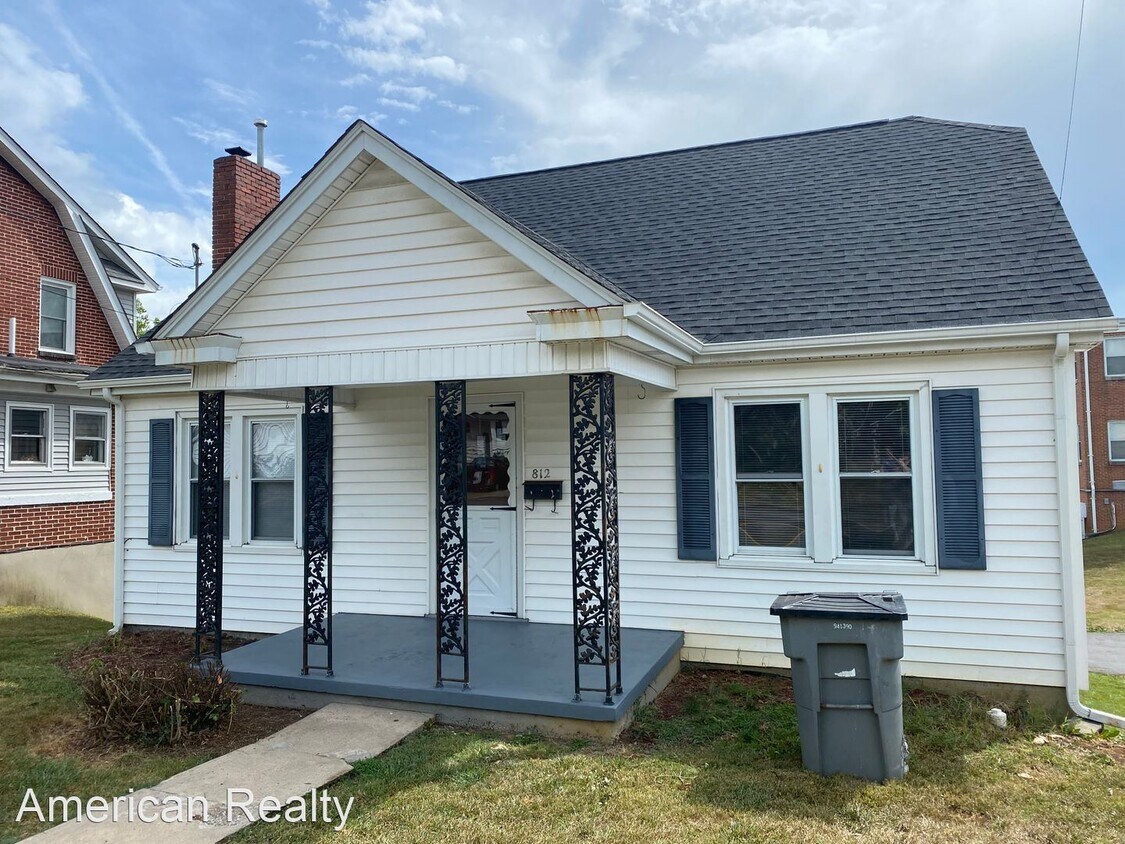 Primary Photo - 2 br, 1 bath House - 812 Weaver Pike