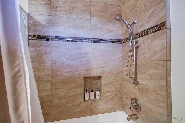 Foto del edificio - Room for rent!