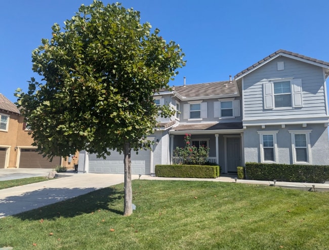 Building Photo - 8418 Lourenco Ln